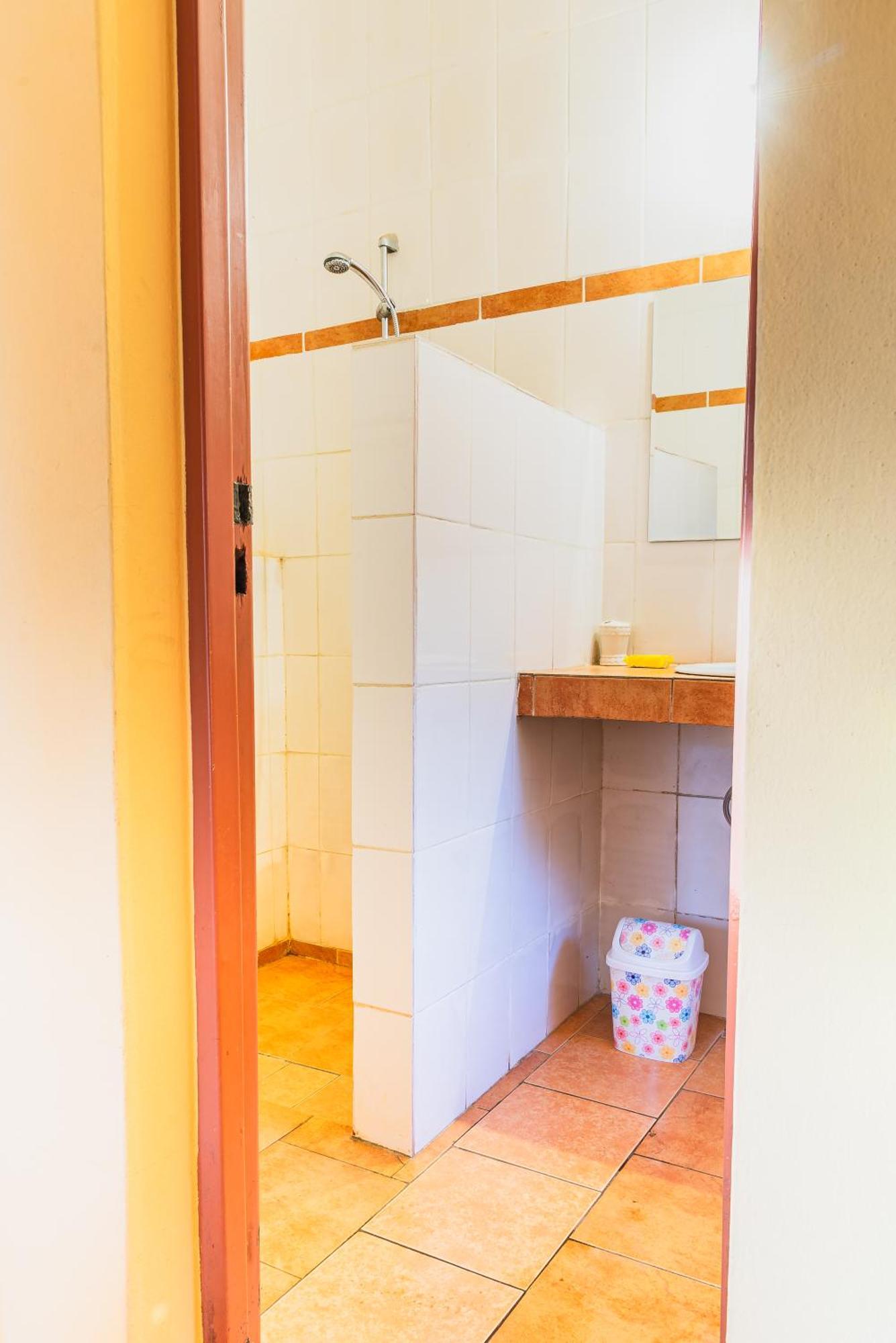 Aparthotel Jardin Tropical Bujumbura Eksteriør bilde