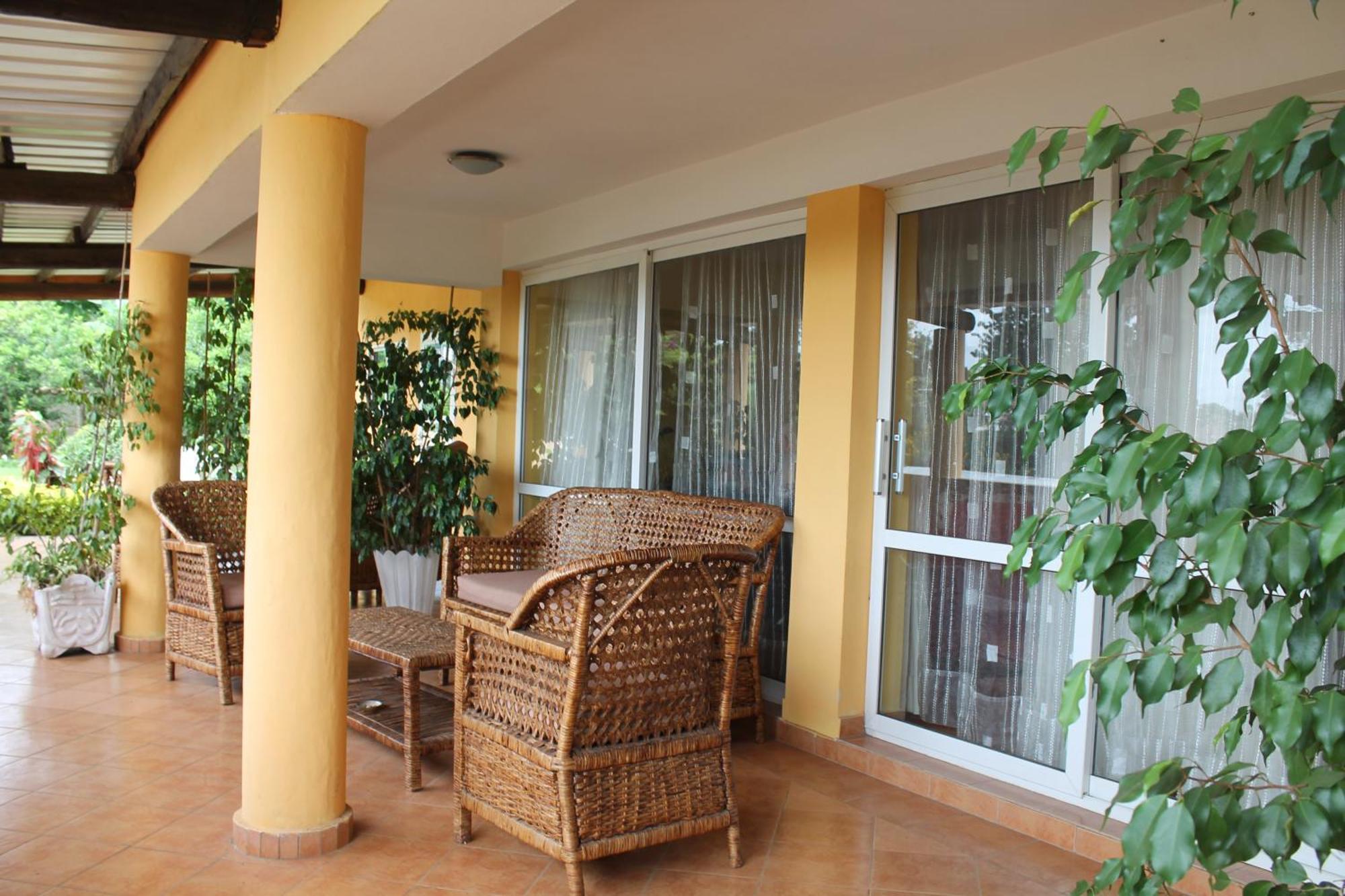 Aparthotel Jardin Tropical Bujumbura Eksteriør bilde