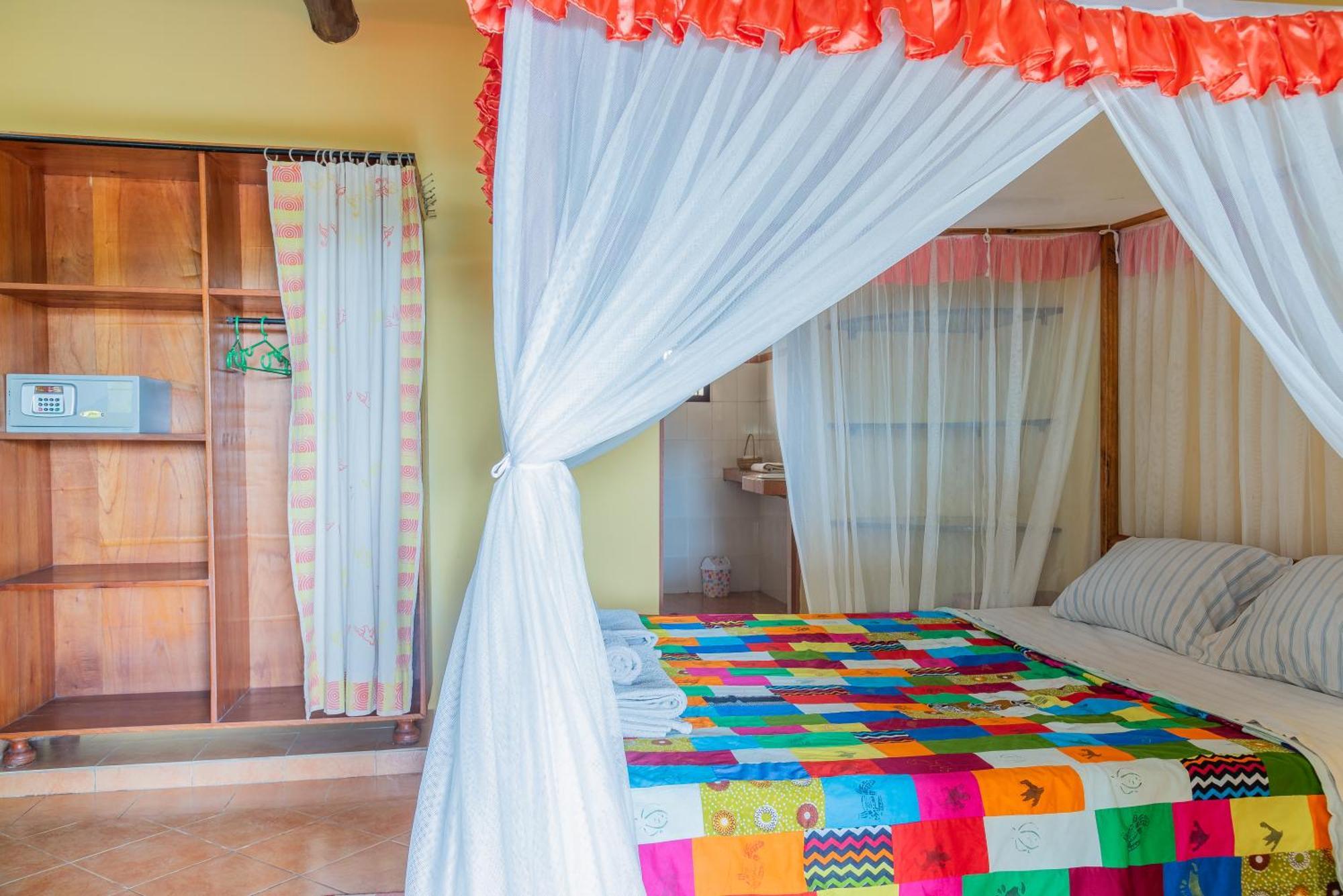 Aparthotel Jardin Tropical Bujumbura Eksteriør bilde